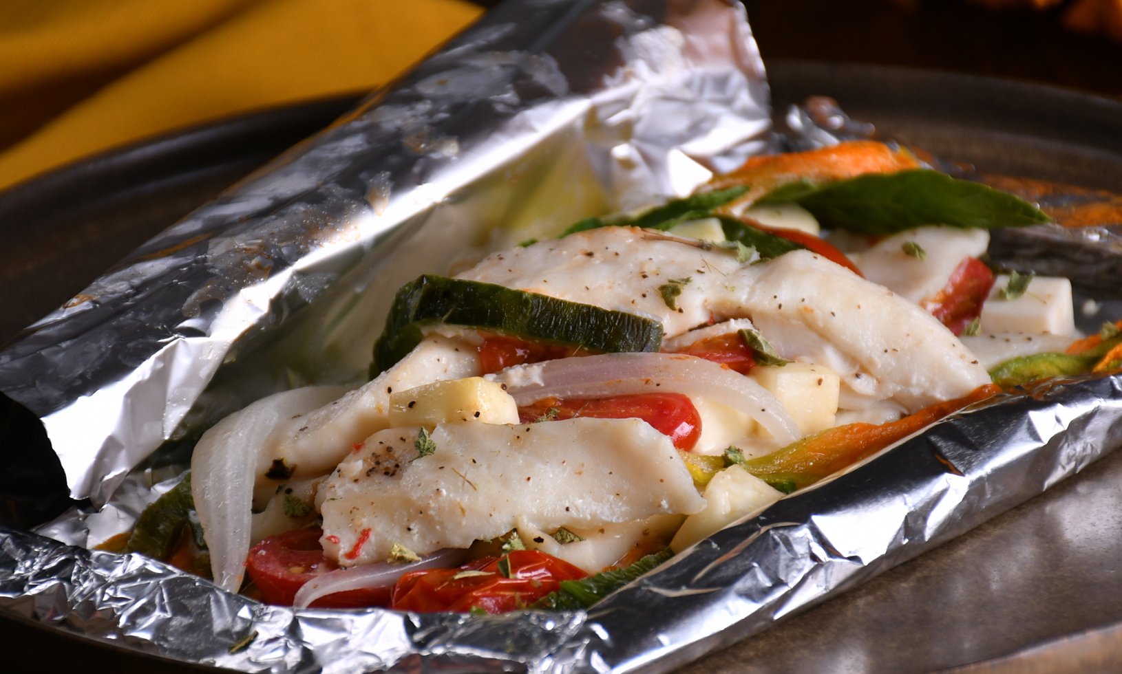 Empapelado de pescado con verduras Regal Springs